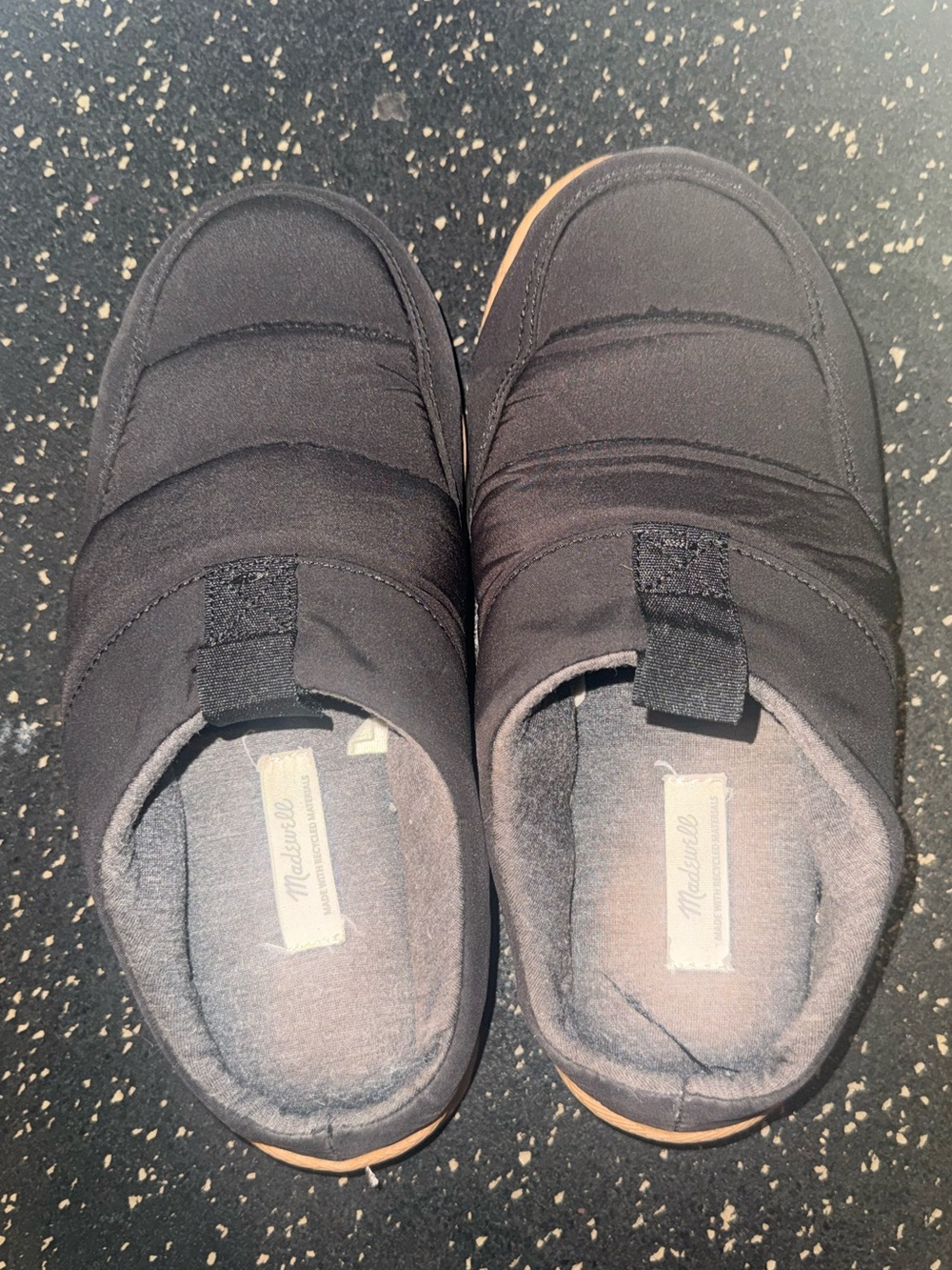 Madewell Quilted Nylon slippers black coal